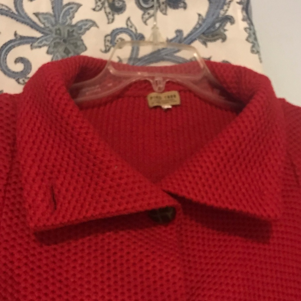 Beautiful red split coat - Picture 5 of 8